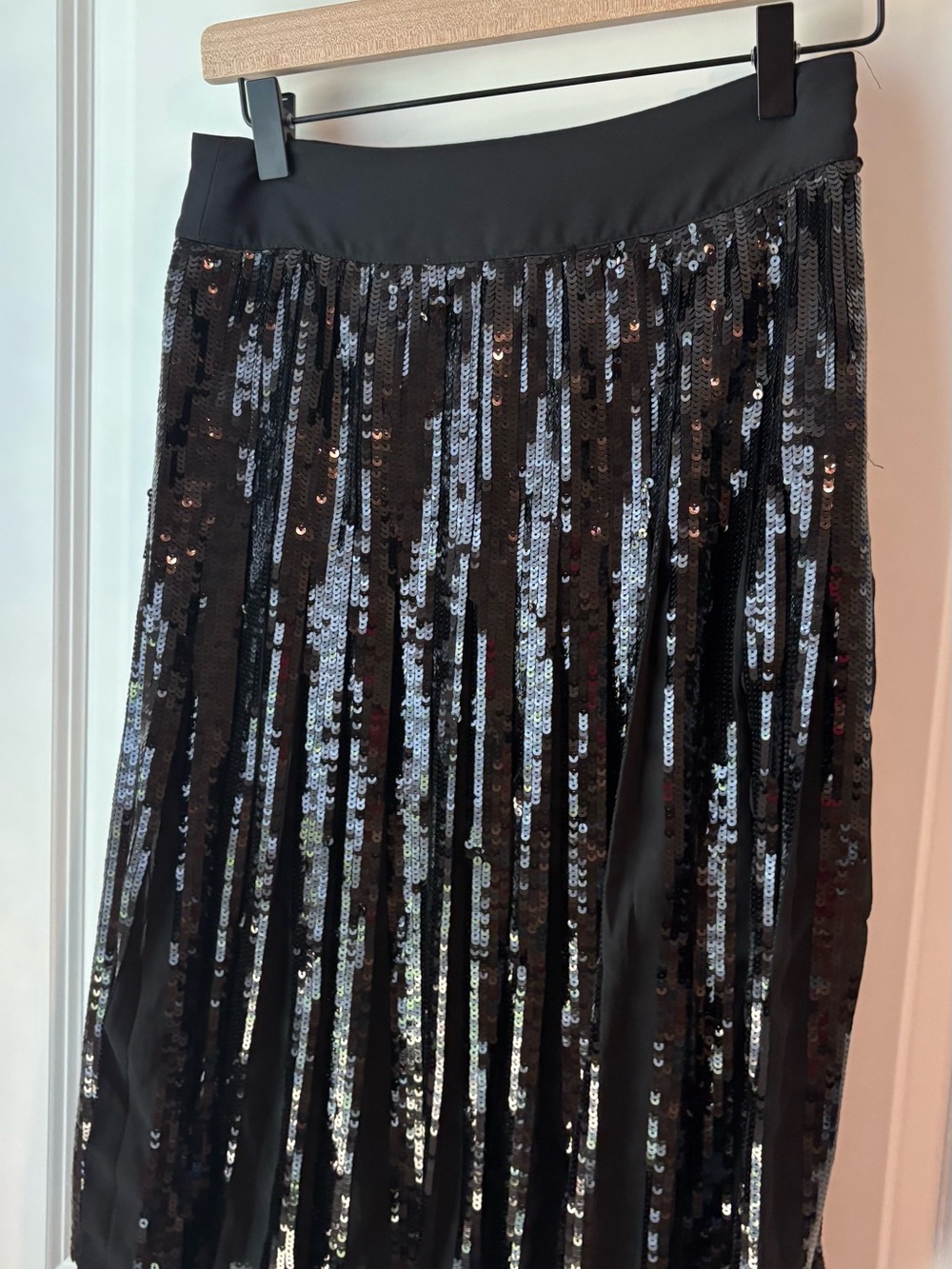 Express Black Sequin Pleated Women's Skirt